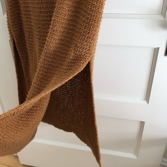 Women's Cozy Knit Sleeveless Sweater - Tan - Picture 6 of 13